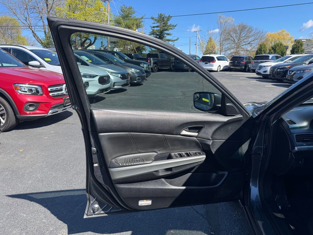 Used 2010 Honda Accord EX-L image 18