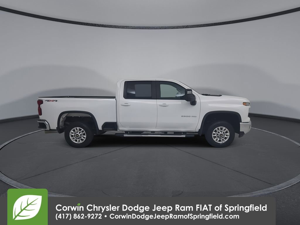 Used 2025 Chevrolet Silverado 2500 LT w/ Convenience Package image 17