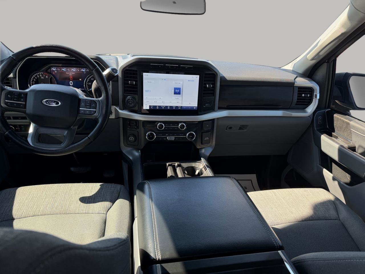 Used 2022 Ford F150 XLT w/ Equipment Group 302A High image 16