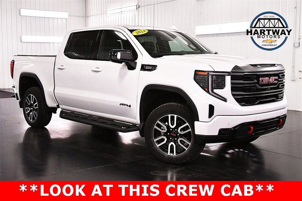 Used 2024 GMC Sierra 1500 AT4 w/ AT4 Preferred Package image 1