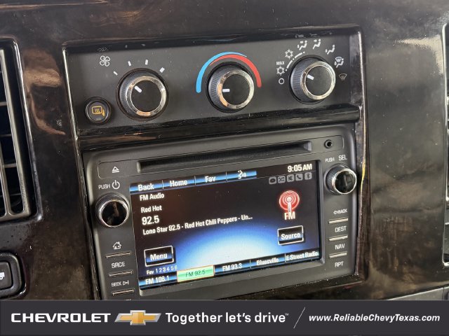 Used 2018 Chevrolet Express 2500 Extended w/ Enhanced Convenience Package RWD image 23