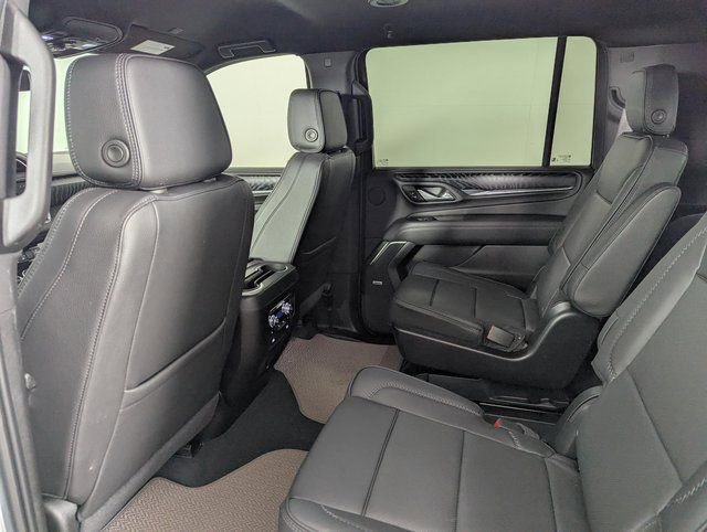 Used 2024 GMC Yukon XL Denali image 23