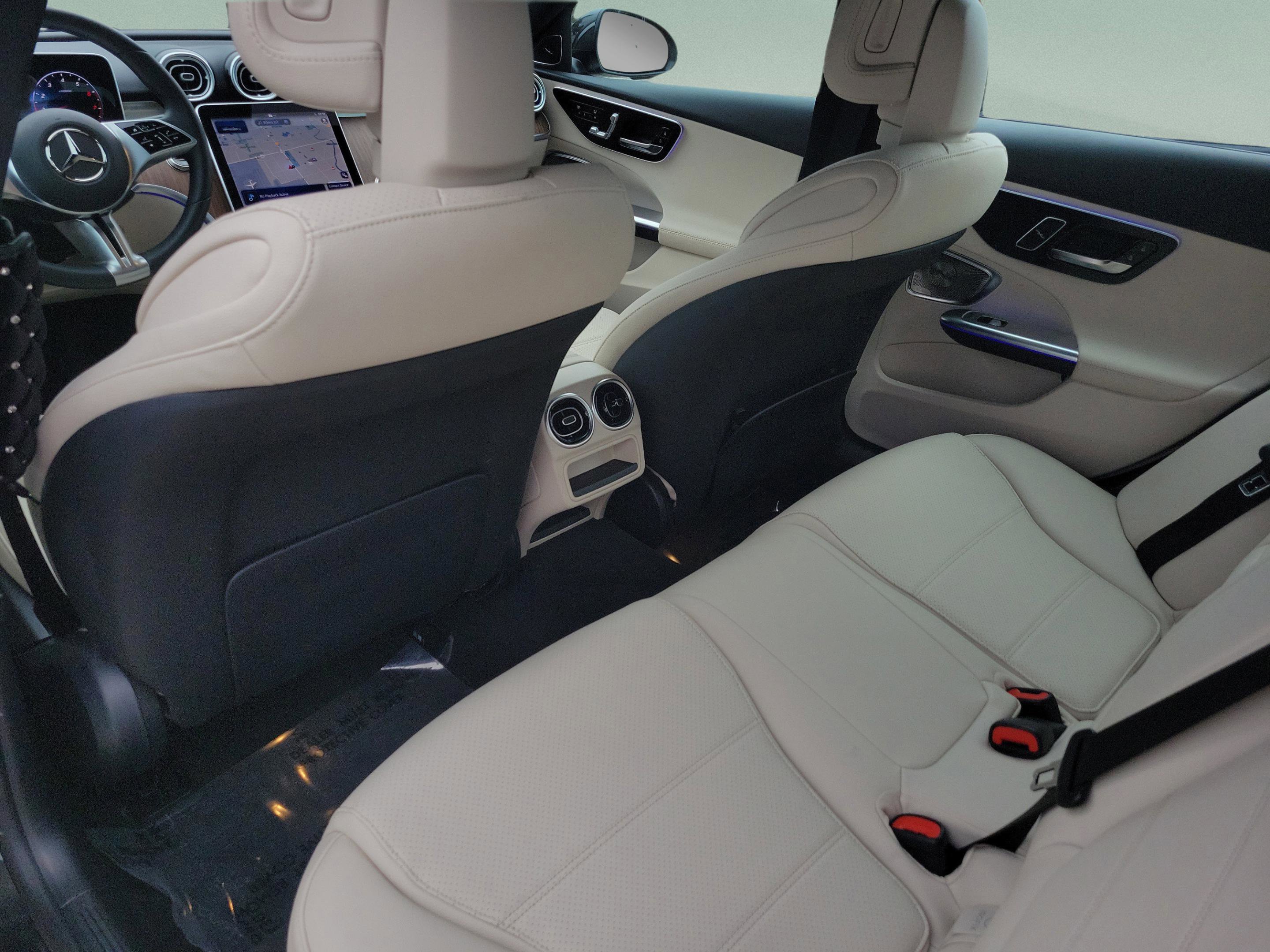 Certified 2025 Mercedes-Benz C 300 Sedan image 6