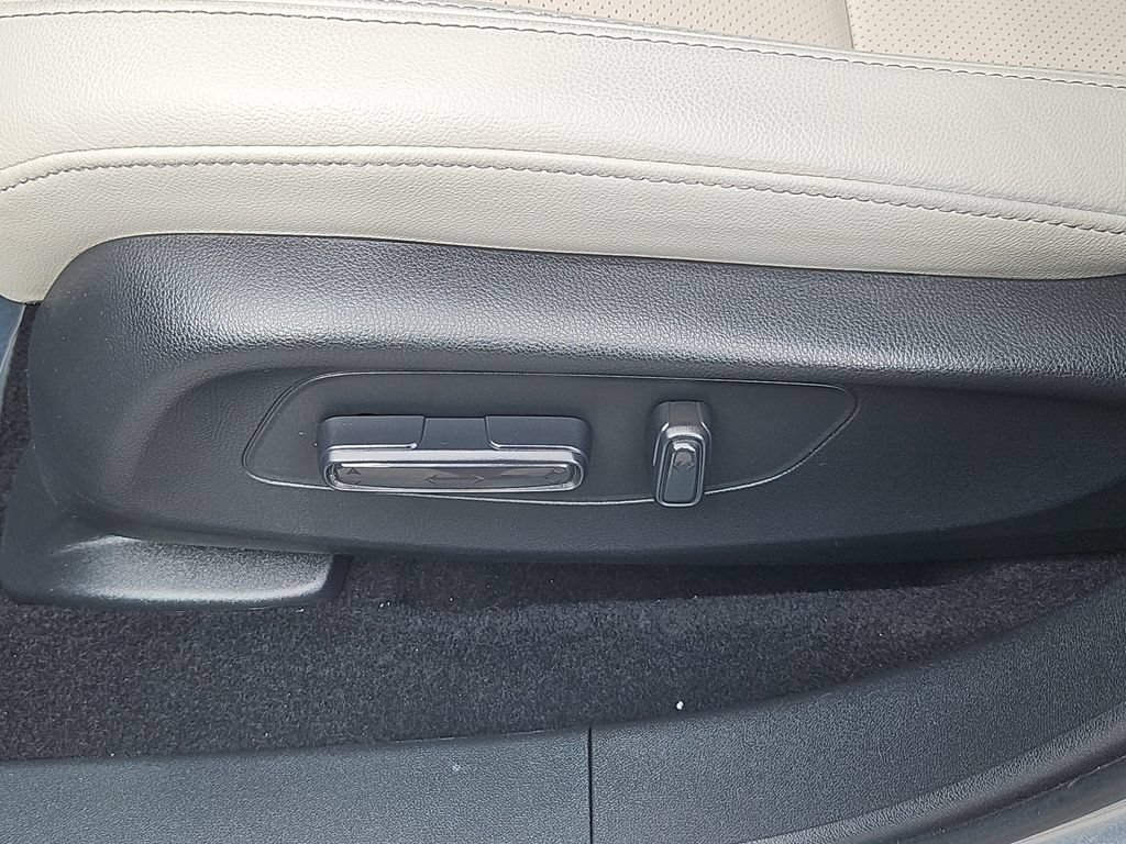 Used 2026 Honda HR-V EX-L image 19