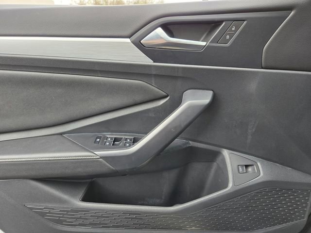 Used 2025 Volkswagen Jetta S FWD image 32