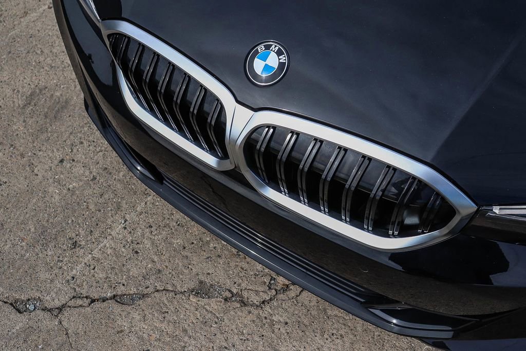 Certified 2025 BMW 330i Sedan w/ Convenience Package image 11