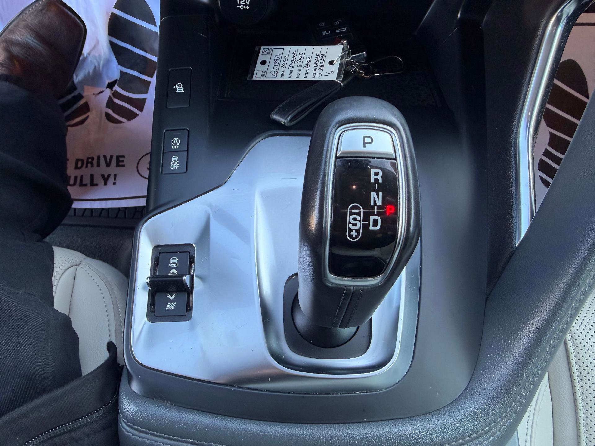 Used 2020 Jaguar E-PACE Sport Utility image 28