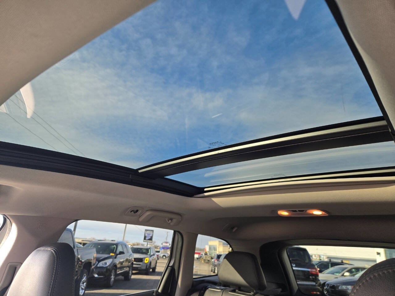 Used 2015 Volvo XC60 T6 AWD/4WD image 21