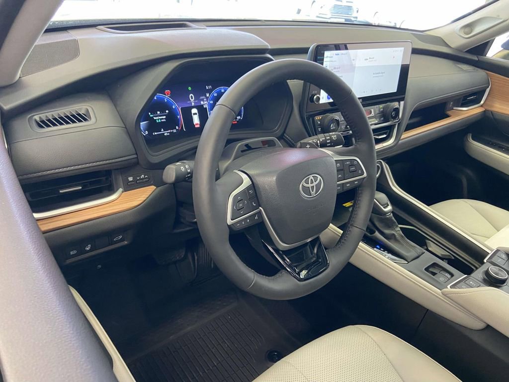 Certified 2026 Toyota Grand Highlander Platinum image 13