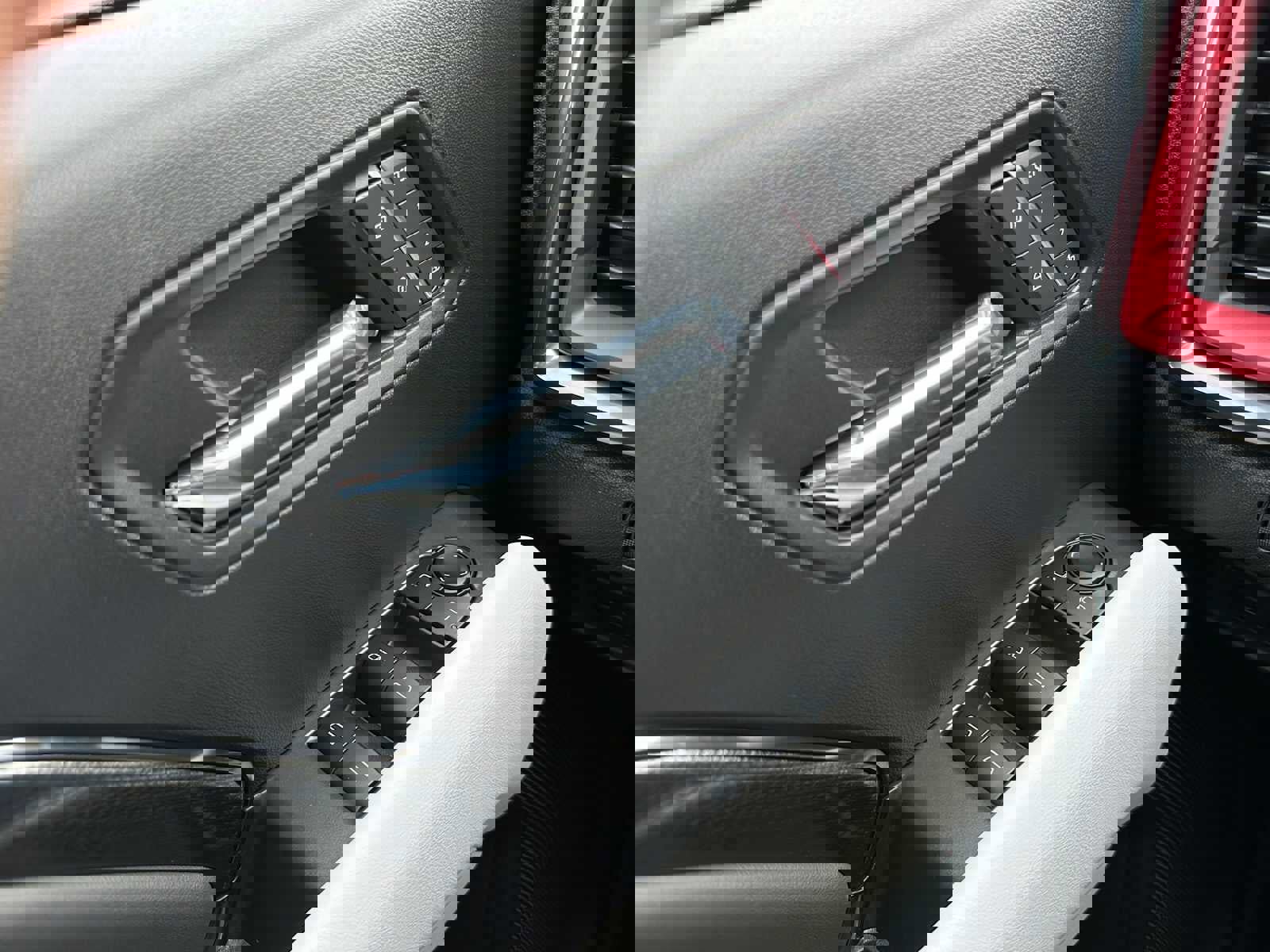 New 2026 GMC Canyon AT4X image 38