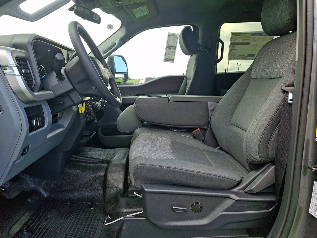 New 2026 Ford F250 XLT AWD/4WD image 9