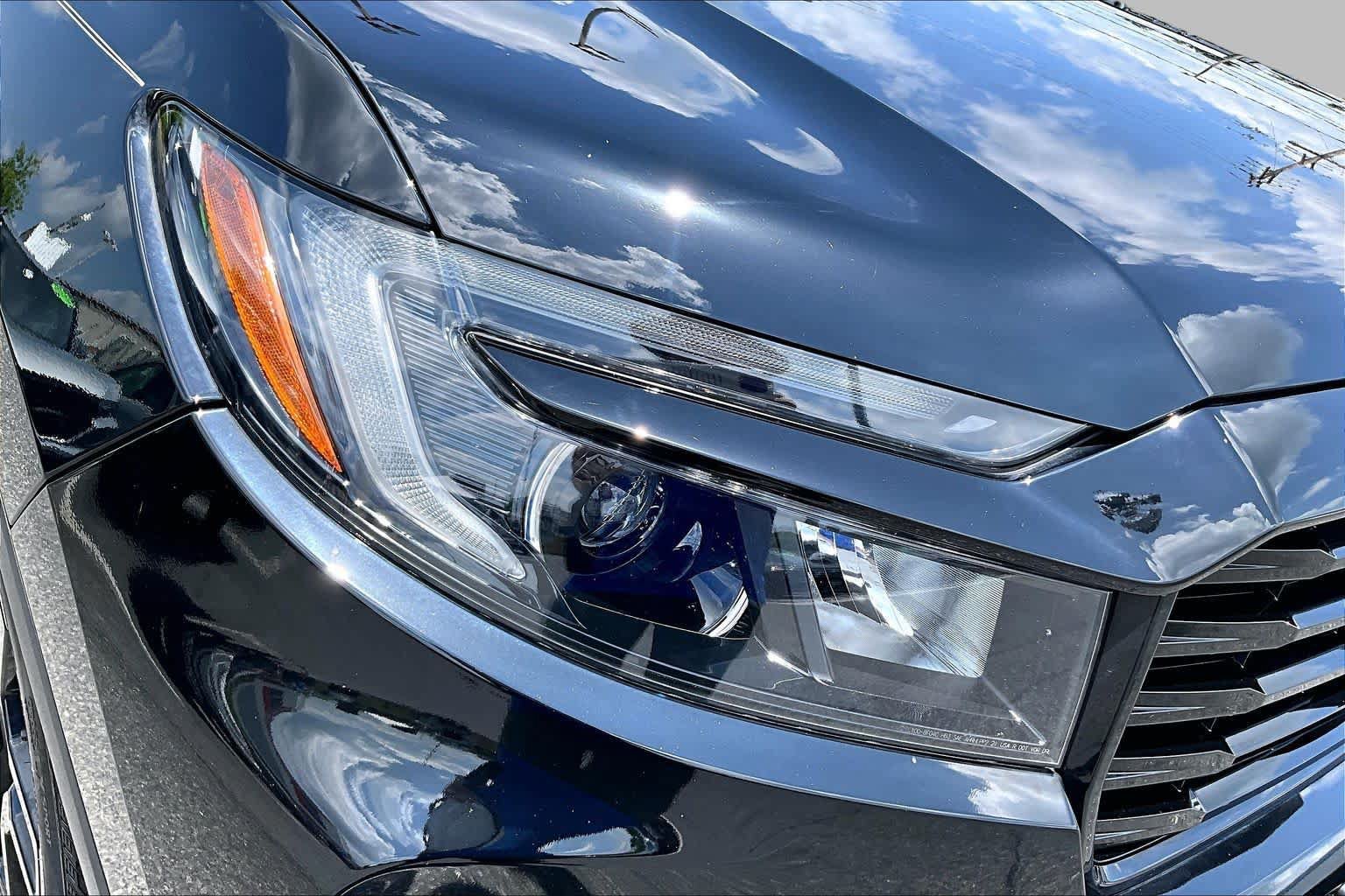 Used 2024 Honda Passport Black Edition image 28