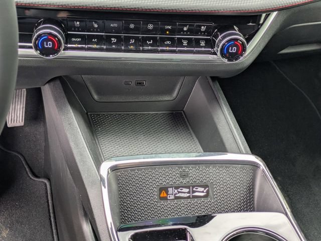 New 2026 Chevrolet Equinox RS w/ Convenience Package III FWD image 19