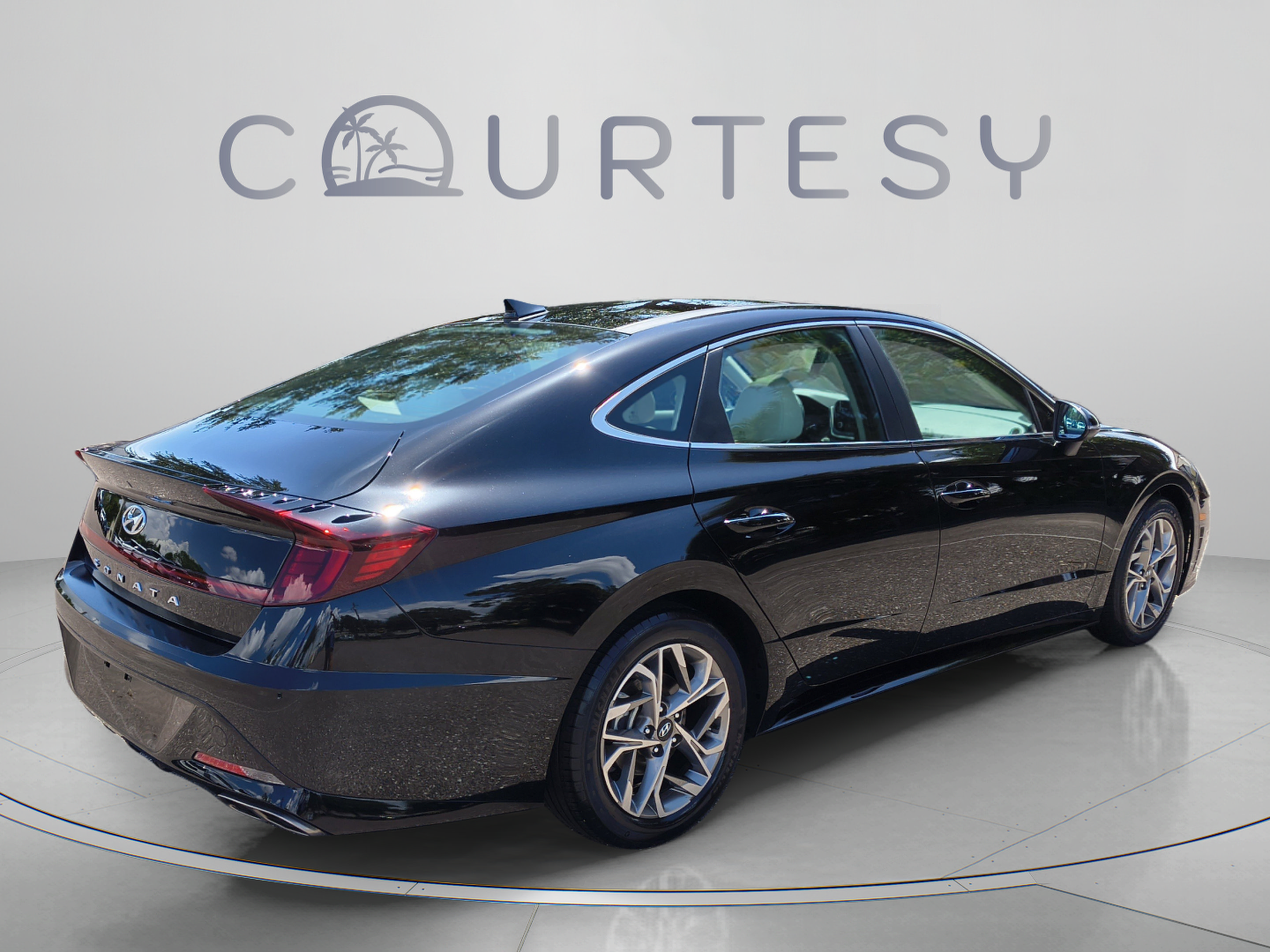 Certified 2021 Hyundai Sonata SEL w/ Convenience Package FWD image 5