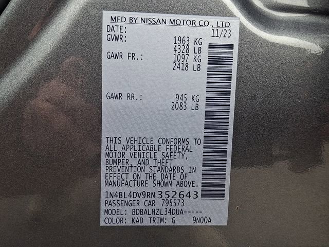 Used 2024 Nissan Altima 2.5 SV image 25