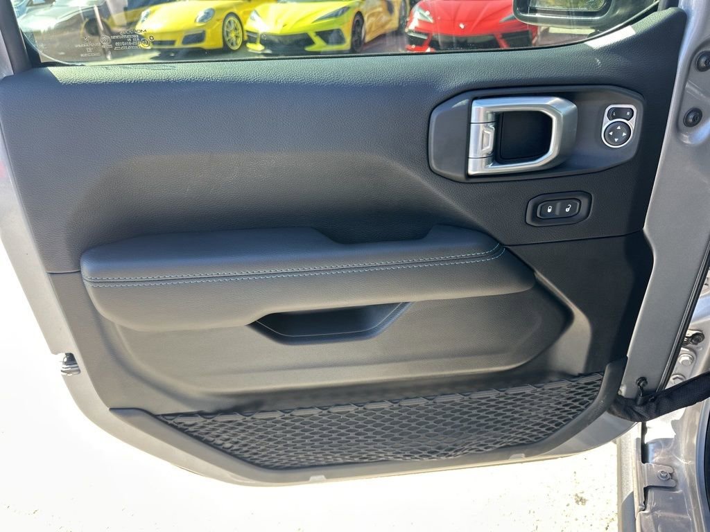 Used 2021 Jeep Wrangler Unlimited Rubicon 4xe w/ Steel Bumper Group image 23