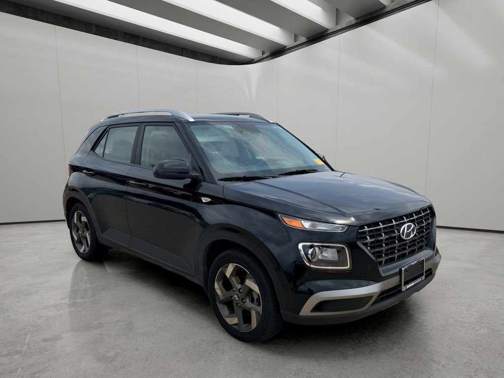 Used 2023 Hyundai Venue SEL FWD image 7