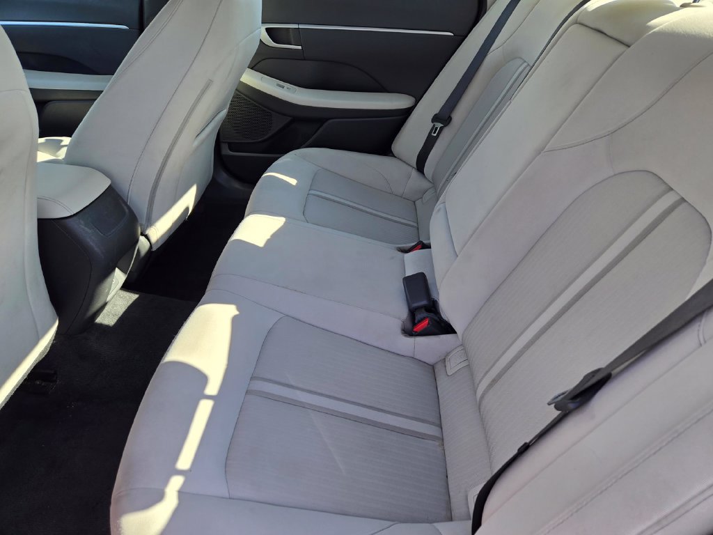 Used 2025 Hyundai Sonata SEL FWD image 11