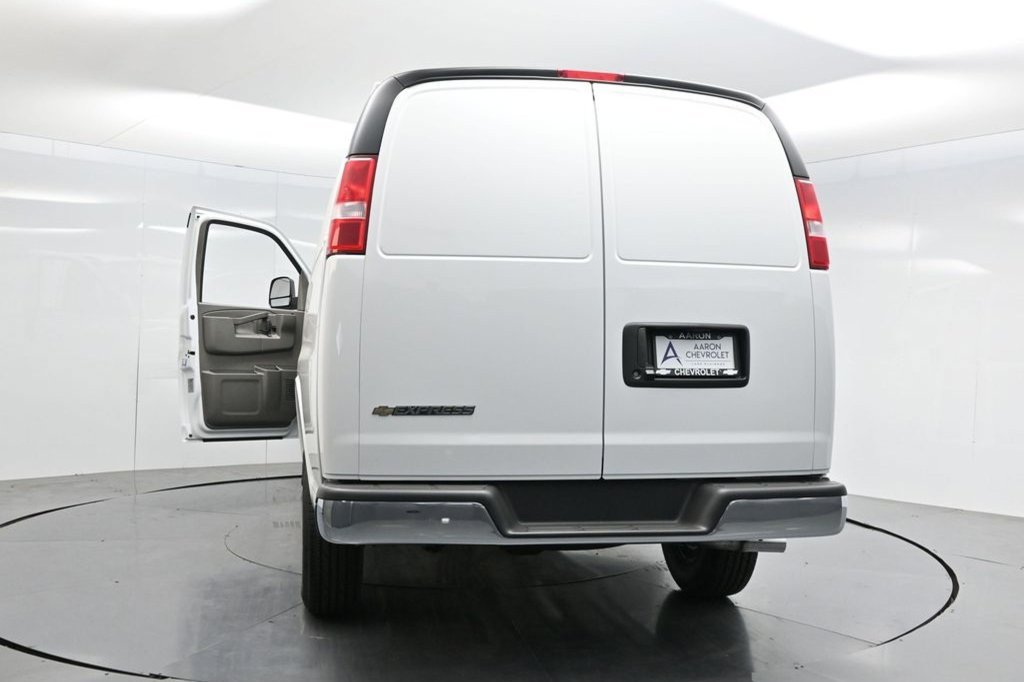 New 2025 Chevrolet Express 2500 w/ Driver Convenience Package RWD image 49
