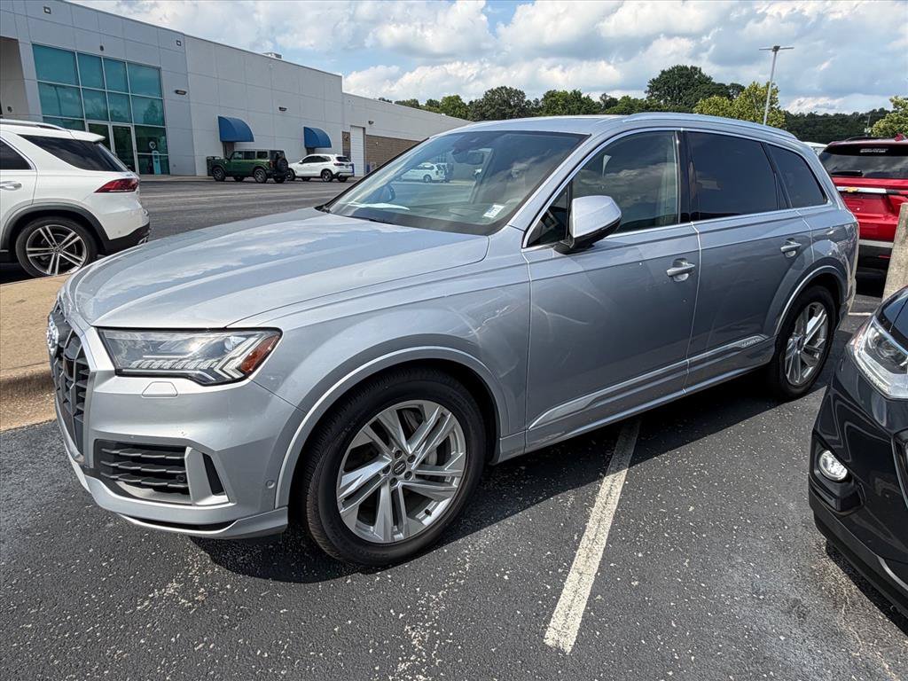 Used 2021 Audi Q7 3.0T Prestige AWD/4WD image 4