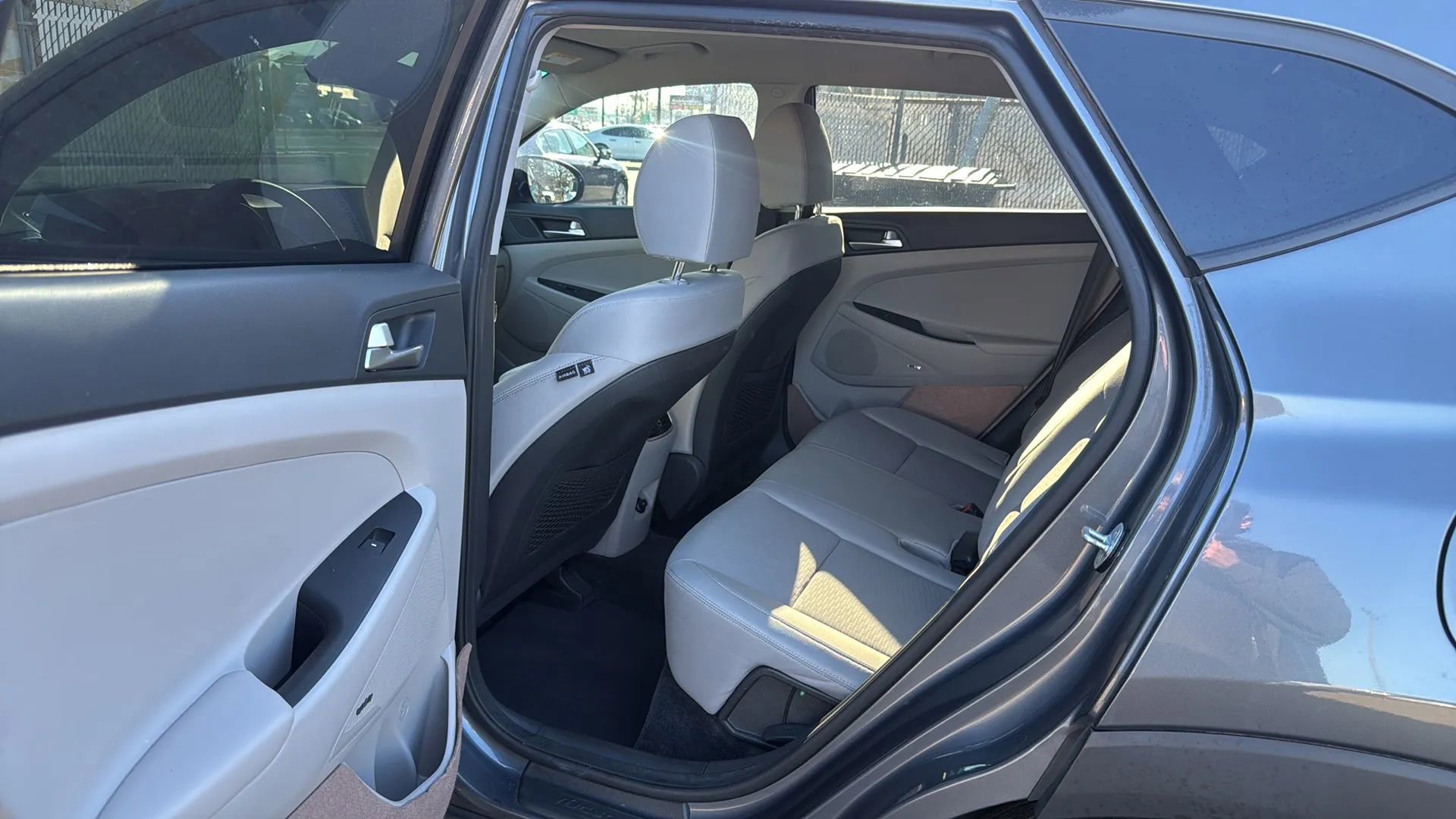 Used 2019 Hyundai Tucson Sport w/ Cargo Package AWD/4WD image 28