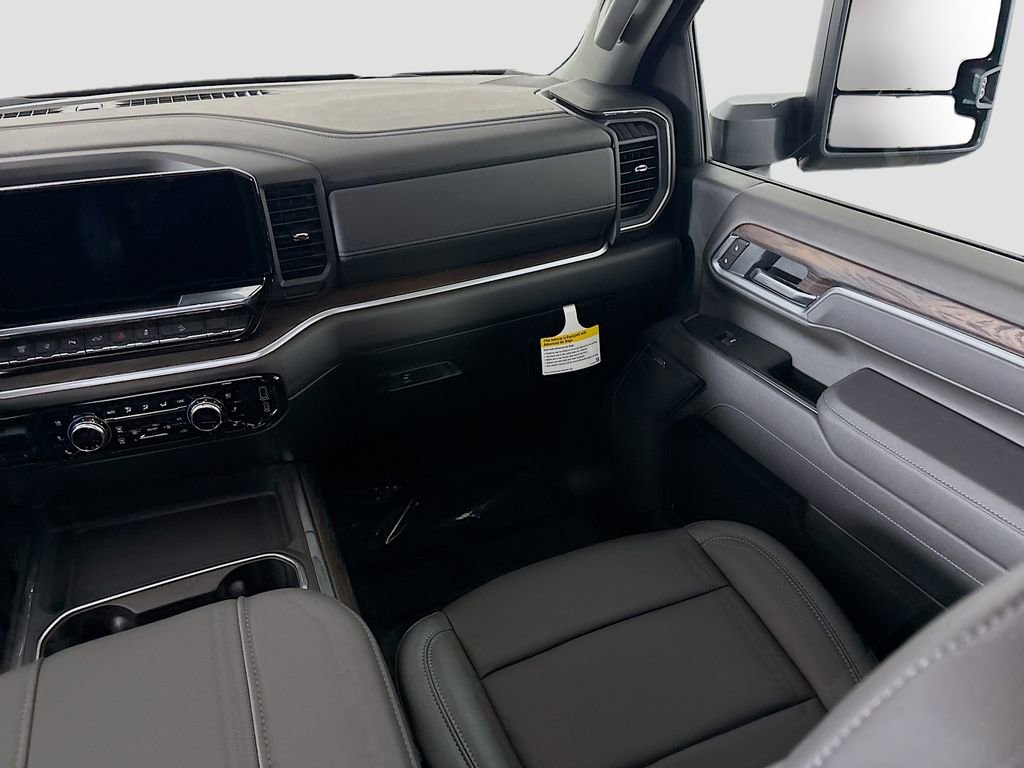 New 2025 GMC Sierra 3500 SLT image 24