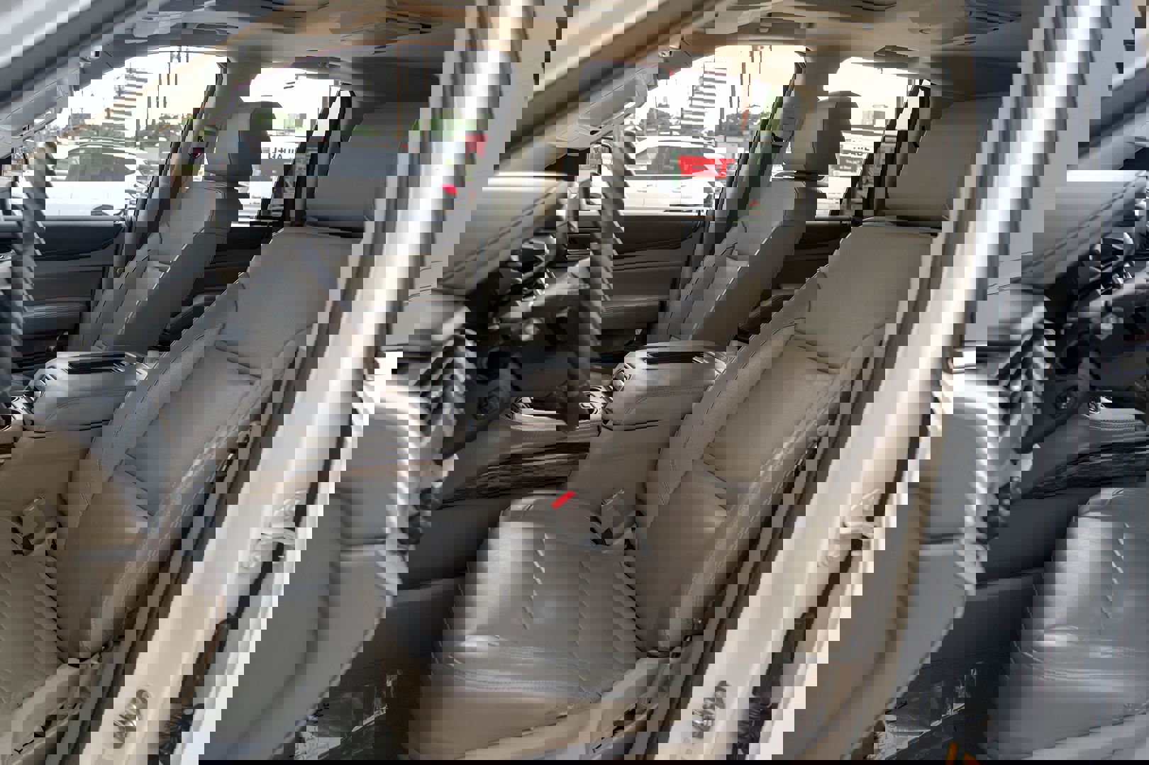 Used 2018 GMC Yukon SLT w/ Open Road Package image 29