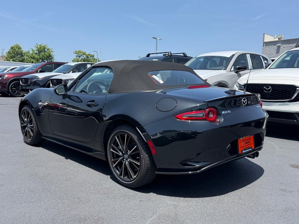 New 2026 MAZDA MX-5 Miata Grand Touring w/ Appearance Package RWD image 3