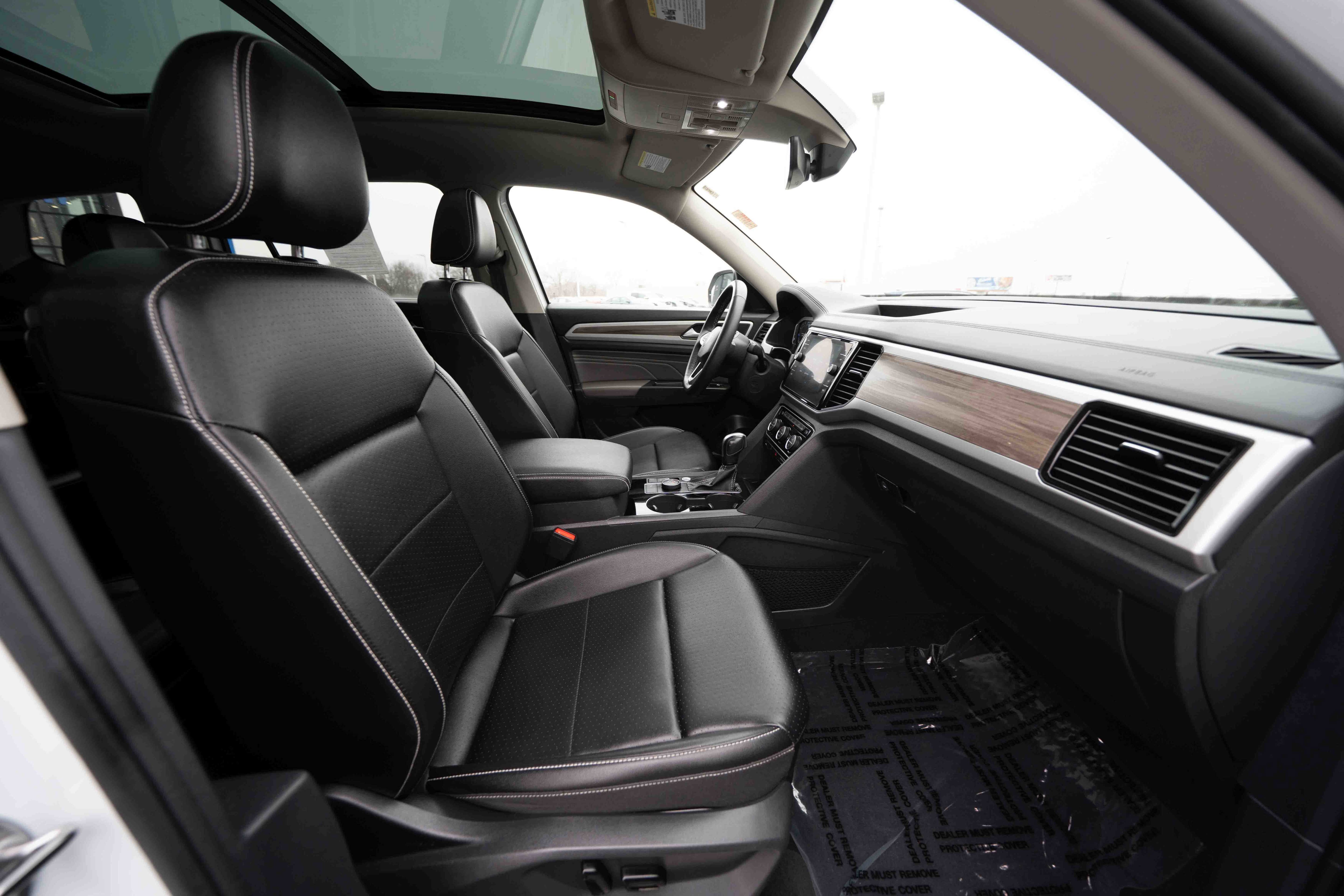 Used 2022 Volkswagen Atlas SEL image 27