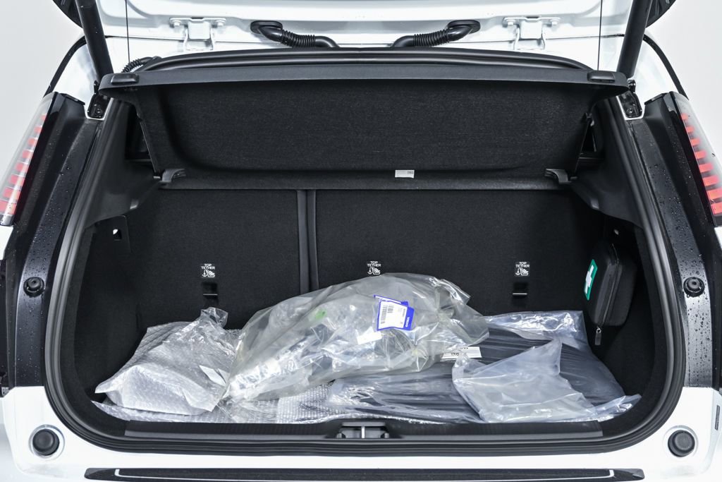 New 2026 Volvo EX30 Cross Country Ultra w/ Protection Package Premier AWD/4WD image 29