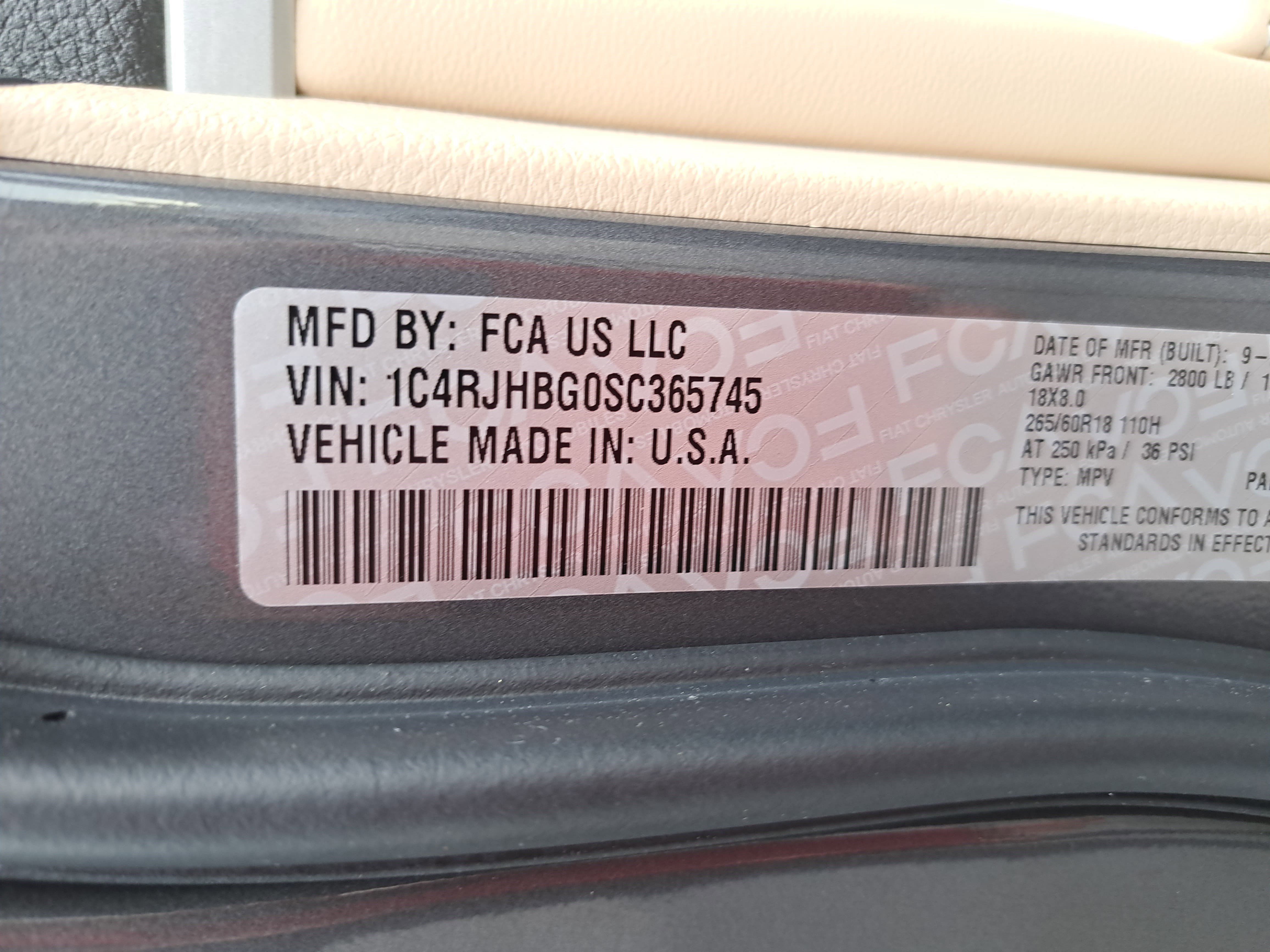 Used 2025 Jeep Grand Cherokee Limited image 35