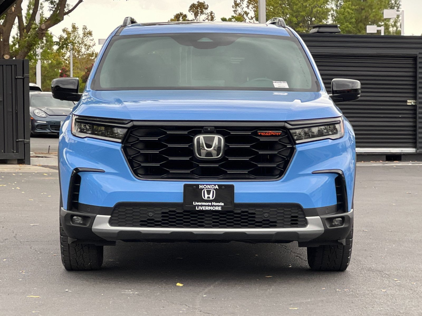 Used 2025 Honda Pilot TrailSport image 9