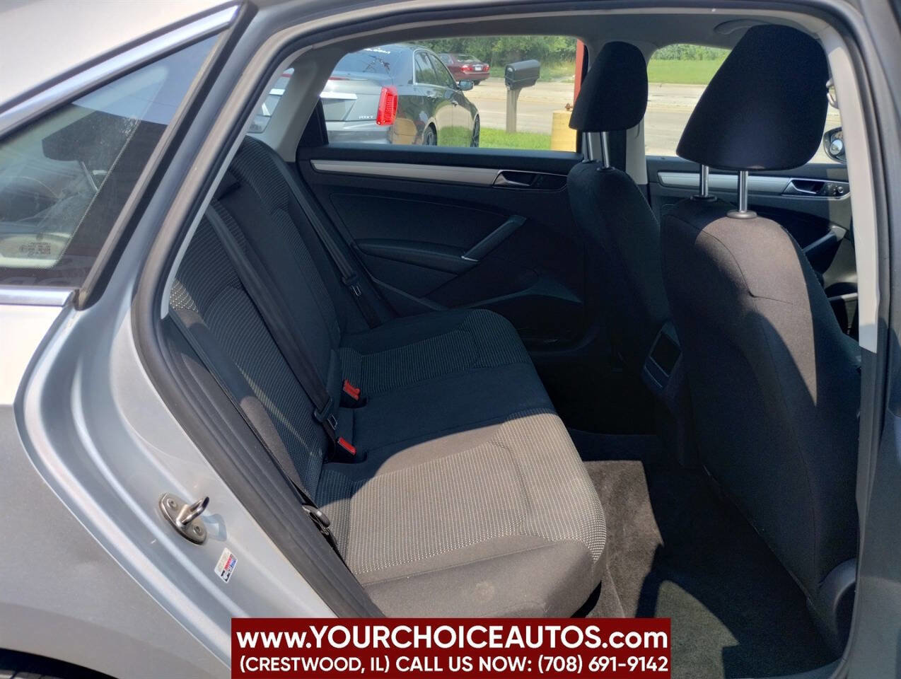 Used 2017 Volkswagen Passat 1.8T S image 20