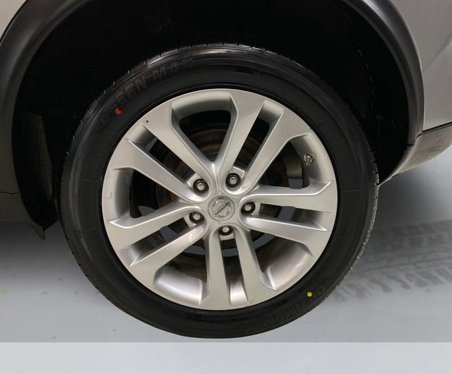 Used 2011 Nissan Juke SV image 18