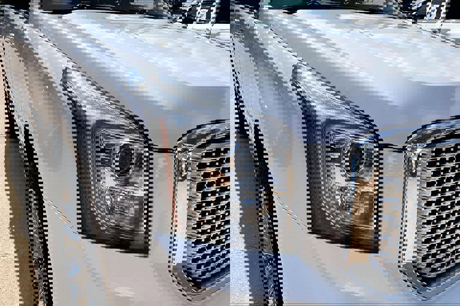 Used 2017 GMC Yukon XL Denali w/ Open Road Package image 28