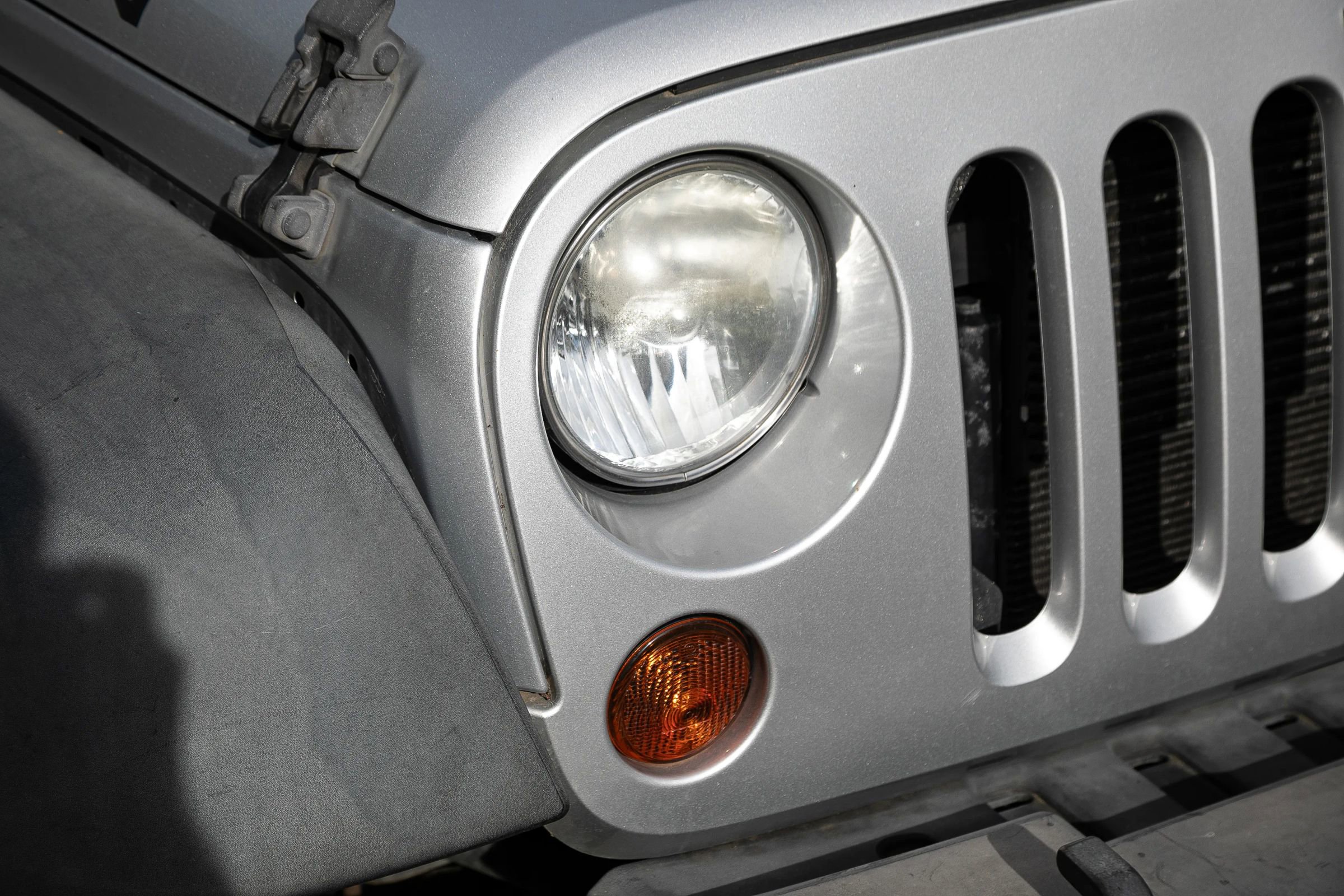 Used 2012 Jeep Wrangler Unlimited Rubicon w/ Connectivity Group image 10