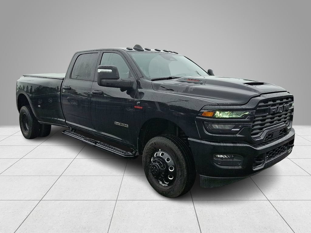 New 2026 RAM 3500 Big Horn AWD/4WD image 3