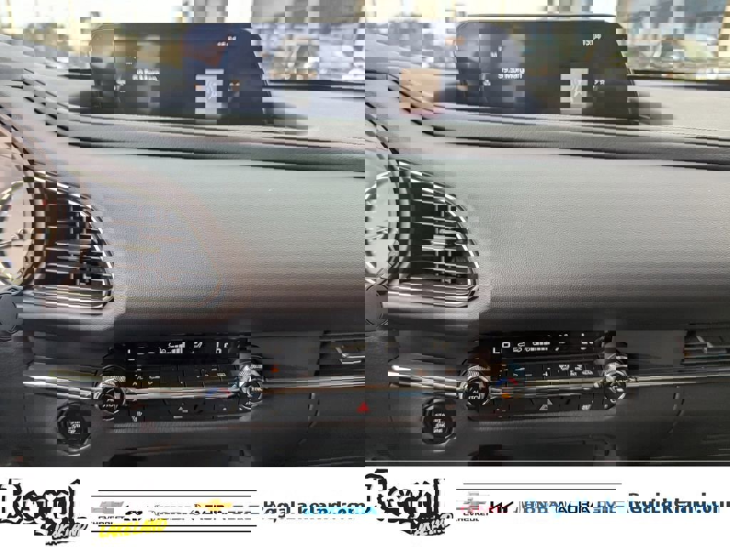 Used 2025 MAZDA CX-30 AWD 2.5 S w/ Preferred Package image 18