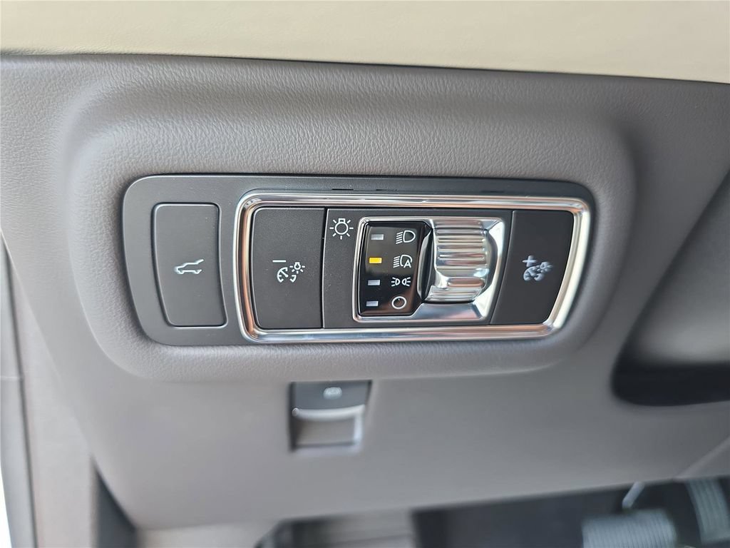 New 2026 Lincoln Nautilus Black Label AWD/4WD image 24