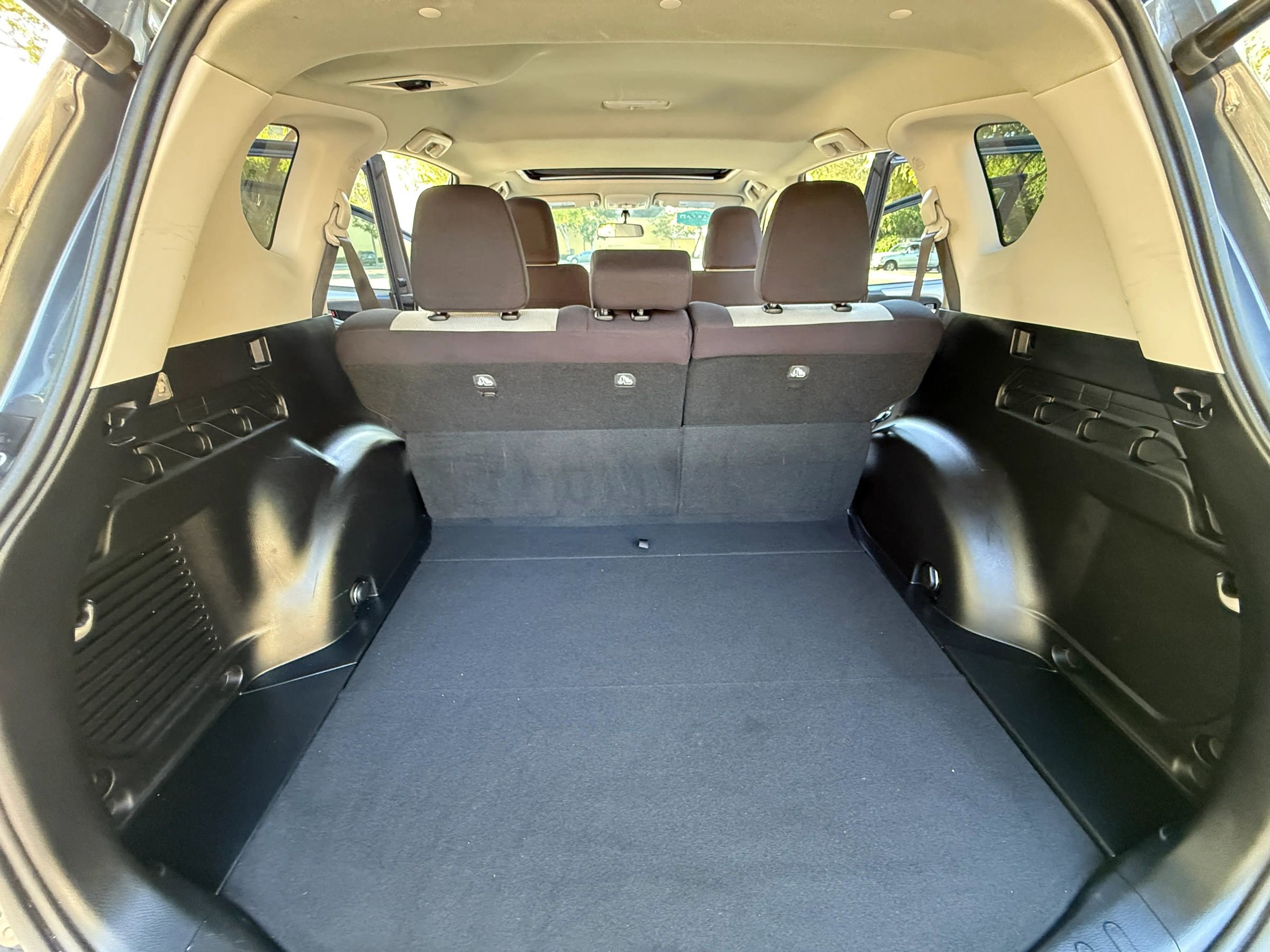 Used 2016 Toyota RAV4 XLE FWD image 24