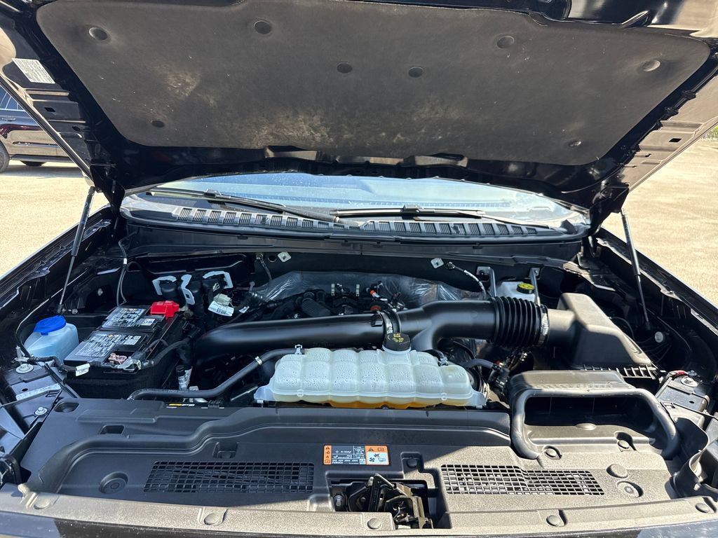 Certified 2025 Ford Expedition Active RWD image 32