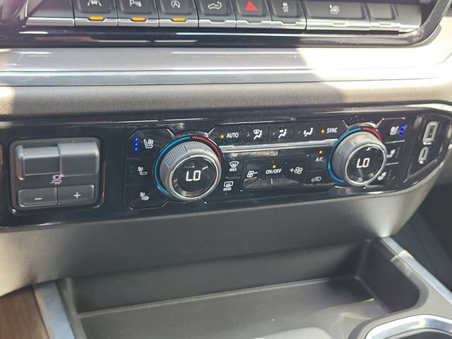 Certified 2025 Chevrolet Silverado 1500 High Country w/ High Country Premium Package AWD/4WD image 36
