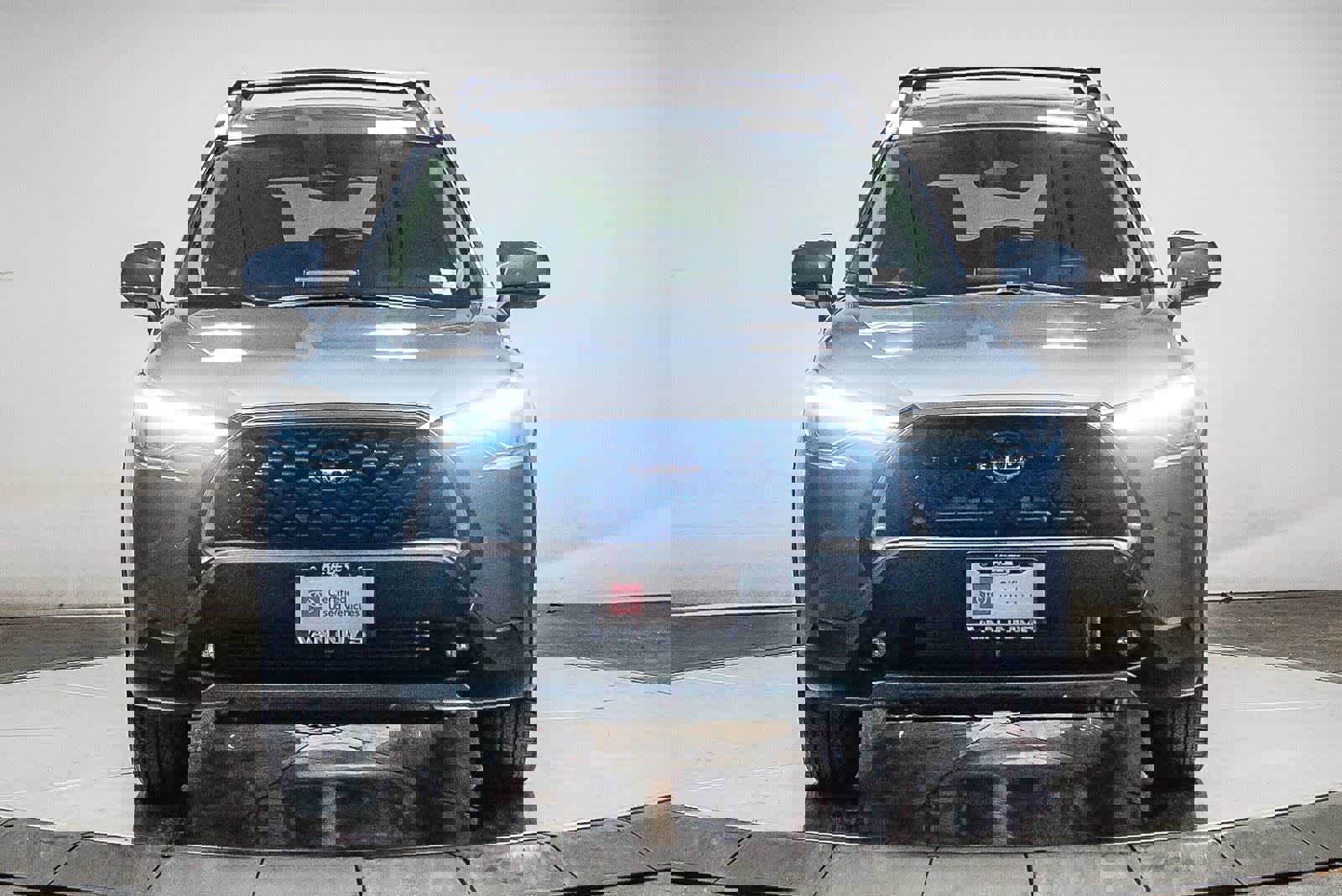 Certified 2023 Toyota Corolla Cross XLE w/ Convenience Package FWD image 3