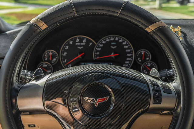 Used 2008 Chevrolet Corvette Coupe w/ Preferred Equipment Group RWD image 37