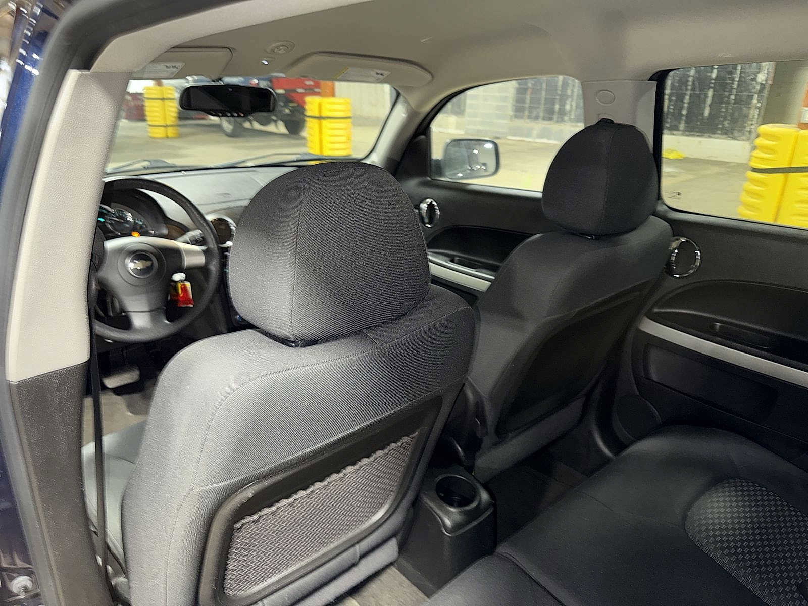 Used 2008 Chevrolet HHR LS image 25