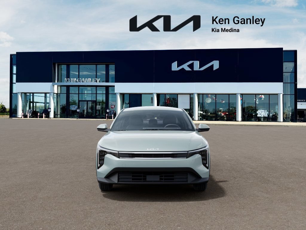 New 2026 Kia K4 FWD image 2