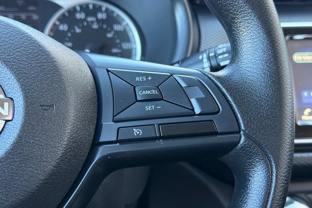 Certified 2025 Nissan Kicks Play S FWD image 28