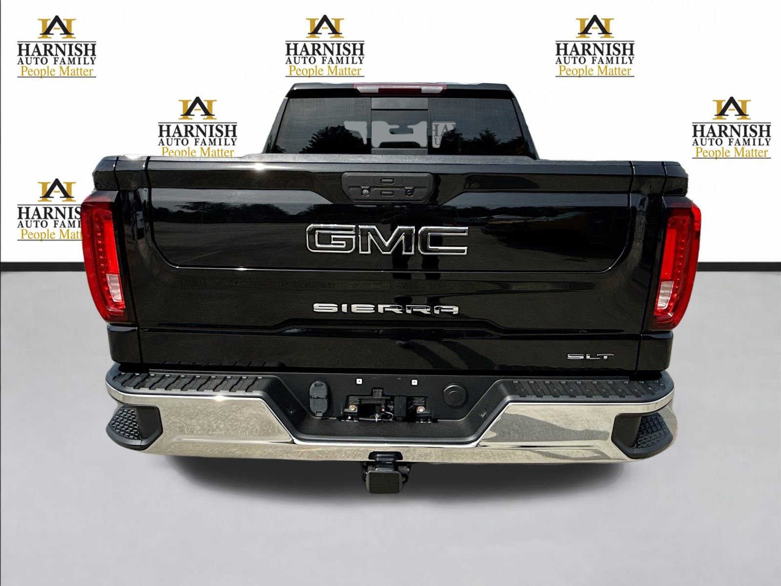 Used 2021 GMC Sierra 1500 SLT w/ SLT Premium Package AWD/4WD image 5