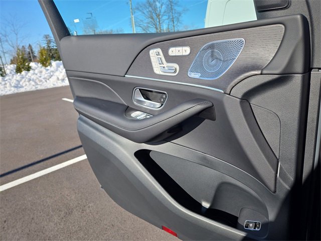 New 2026 Mercedes-Benz GLS 450 4MATIC image 21