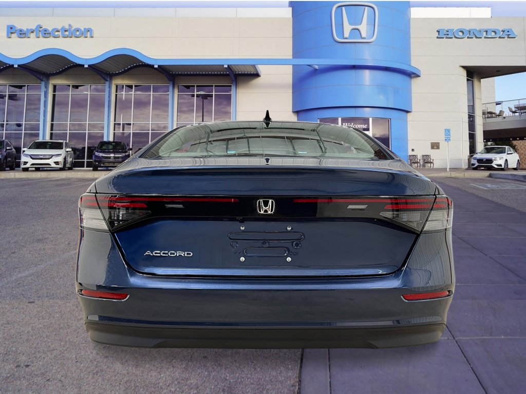 New 2025 Honda Accord SE image 4